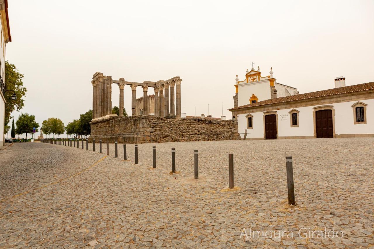 شقة Almoura Giraldo Centro Historico ايفورا المظهر الخارجي الصورة